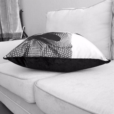 

Cntomlv DecorUhome Skull Marilyn Monroe Cushion Covers Polyester Sequin Pillow Cover for Sofa Bed Nordic Decorative Pillow Case