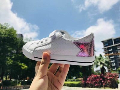 

CONAMORE Star Girls Shoes Fashion Sneakers Brand White Shoes Soft Microfiber Leather Breathable Childrens Casual Shoes