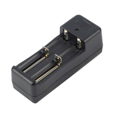 

4pcs 18650 5000mAh 3.7V Li-ion Rechargeable Battery + Smart Charger EU Plug