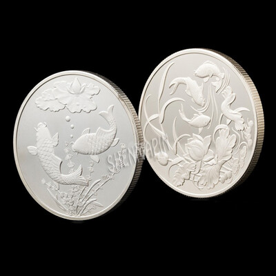

2018 China koi fish commemorative coins collect feng shui coins lucky coins animal love new year coins