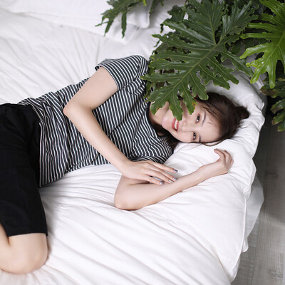 

Haizhining WMJ-042 pajamas ladies fashion casual black&white striped round neck short-sleeved pants home service suit black 175 XXL