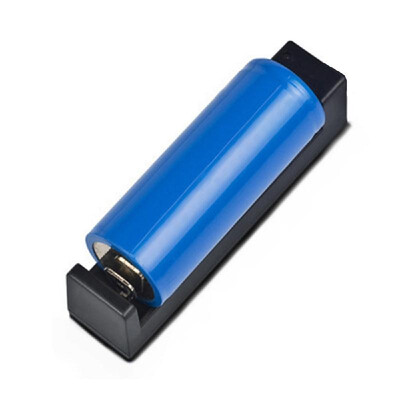 

Multifunctional Universal USB Rechargeable Lithium Battery Charging Device for 2665018650163401450010440