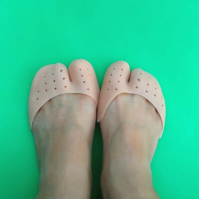 

WGAFON 1 pair Upgraded version ballet tiptoe protection sets Silica gel toes Hallux valgus orthosis Toe Separator Foot care Toes