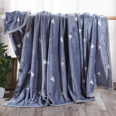 

Antarctic NanJiren blanket flannel blanket office nap blanket cover is coral velvet air conditioning blanket blanket is gray 200230cm