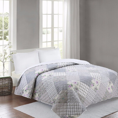 

1PCS Loverly Elegant Fashion Floral Coverlet Bedspread Quilt Summer Duvet Quilt
