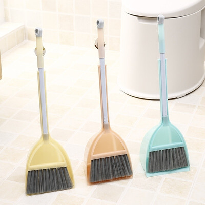 

Mini dustpan Mini broom set Combination of plastic windproof&dustproof tabletop childrens fashion