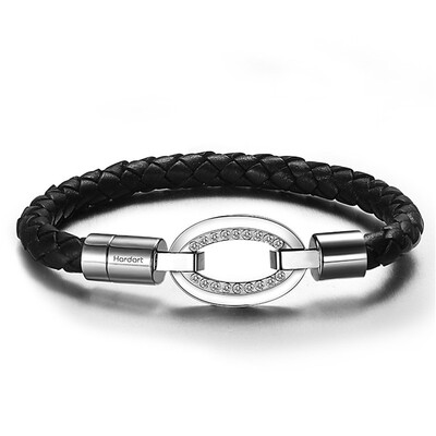 

Round Flat Crysatl Inlay Cowskin Leather Bracelet