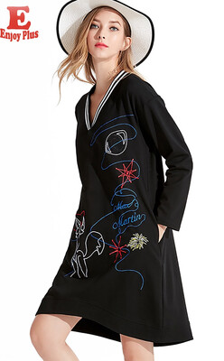 

XL XXL 3XL 4XL 5XL plus size cotton autumn 2018 women dress long sleeve big size black V neck loose cartoon embroidery midi