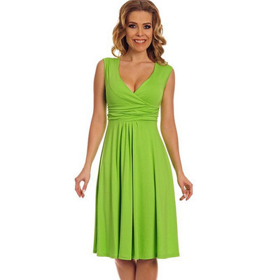 

Candy-Colored V-Neck Short-Sleeved Dress