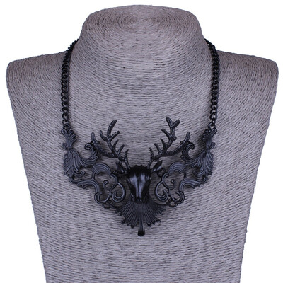 

Fashion exaggerated retro metal hollowed plum Necklace collar chain