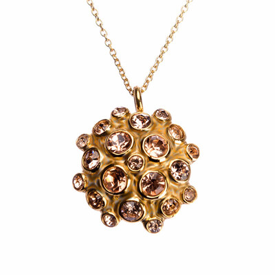 

Full Crystal Round Plate Stainless Steel Pendant Necklace 18"