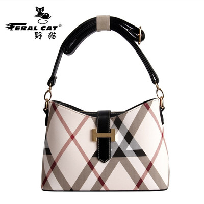 

FERAL CAT single-shoulder slung portable mini bag