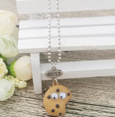 

Childrens cute three-dimensional milk biscuits activity eyes BF necklace two-piece set best buds good friend pendant