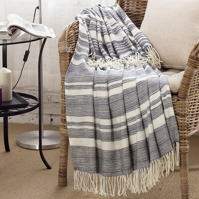 

Royal Cotton Hall plain stripes knitted blanket line blanket Office nap blanket Leisure blanket warm shawl blanket Sketch life 127 152cm