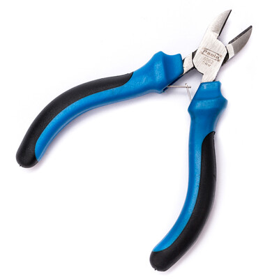 

Paola 45 inch two - color shank electric cutting pliers diagonal pliers pliers pliers 6062