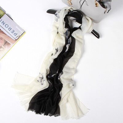 

Lan Shiyu cashmere scarf female shawl autumn&winter Korean version of the long section printed warm scarf W239 black beige