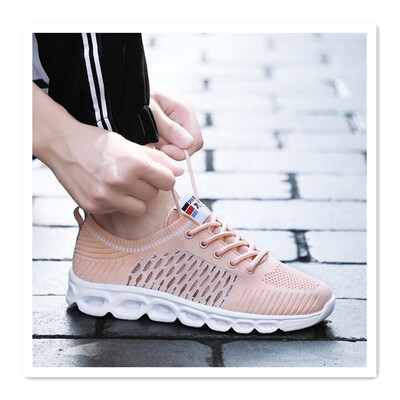 

Korean version of the wild student sports shoes large size womens shoes fresh breathable wear-resistant fashion style flying wove