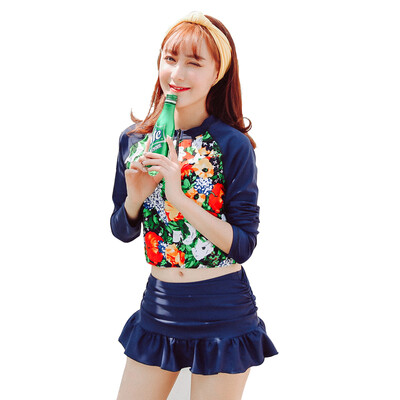 

QIHAI new long sleeved sunscreen clothing thin swimsuit fashion female split skirt Korean hot small chest gather swimsuit