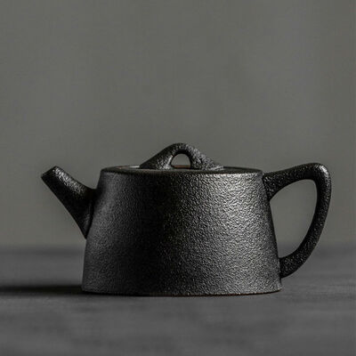 

Black Ceramic Pottery Chinese Small Gongfu Kung Fu Teapot With Filter 150ml 5oz
