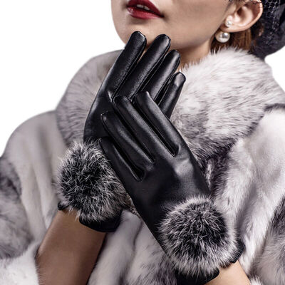 

Custer leather gloves PU gloves ladies autumn&winter warm gloves cute rabbit hair ball plus velvet thick all fingers riding gloves are all black