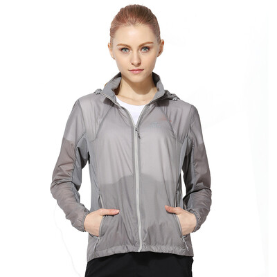 

TFO outdoor windbreaker light and breathable long-sleeved comfortable comfort on the shelves of skin windbreaker 633603 female silver gray