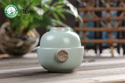 

Xiang Long * Ru Kiln Celedon Gongfu Tea Cup & Teapot Set
