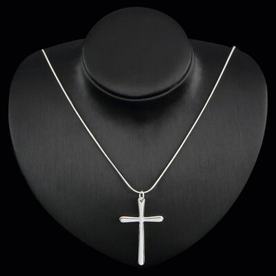 

New Fashion Women Girl Charms Cross Pendant Beautiful Chain Necklace