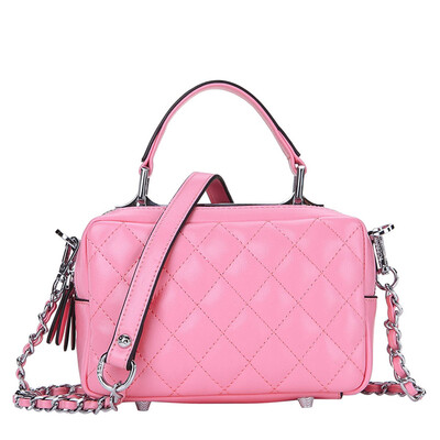

Woodpecker (TUCANO) Lingge chain package small incense wind handbags Japanese and Korean mini-shoulder Messenger bag WBK0431A-8930 pink