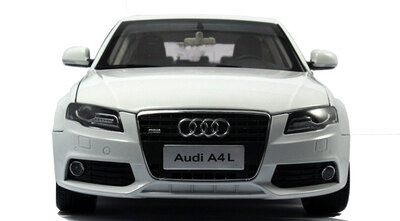 

118 scale Audi A4L 2011 diecast model car white