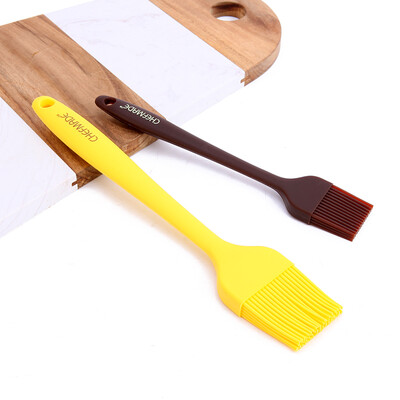 

Learning kitchen CHEF MADE baking tools integrated silicone scraper cake butter oil egg brush high temperature baking brush to buy big send small set 2 sets of WK9155