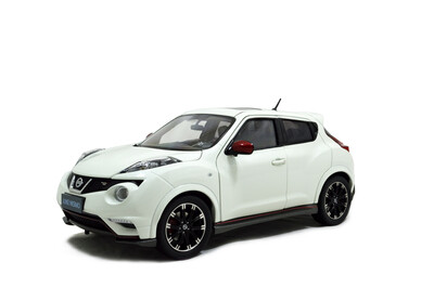 

118 scale NISSAN Juke Nismo RS 2014 diecast model car white