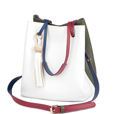 

Meng Na Mi Lu (Meng na mi lu) Japan and South Korea tassel style water bucket bag shoulder Messenger small fresh fashion cute trend handbag bag 16610 white green color