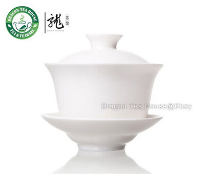 

Bone China High Quality White Fine Porcelain Gaiwan with Saucer 150ml 5.07oz