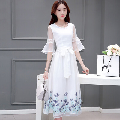 

A pond morning 2017 temperament sleeves sleeveless sleeves long section of the beach skirt simple print dress autumn S62A0407 white