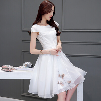 

Yutang morning 2017 short-sleeved dress summer large size women&39s fashion temperament Slim was thin in the long paragraph Puff skirt princess skirt S62A0571A7M white