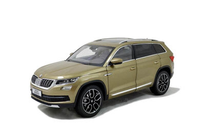 

Paudi 1:18 scale Skoda Kodiaq 2017 Gold diecast model car die-cast car