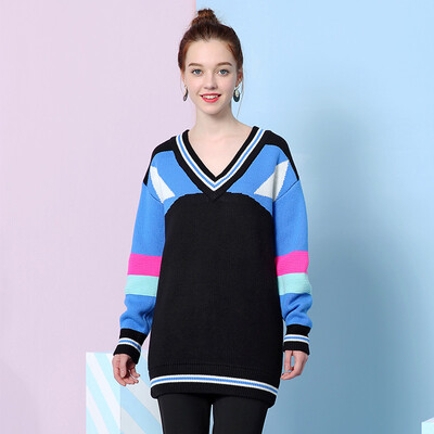 

Mark Huafei Women 2017 spring&summer new V-neck sweater in the long section of the striped sweater black