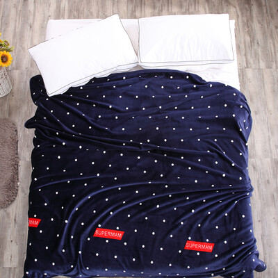 

Jiuzhou deer blanket home textile thickening cloud velvet carpet French carpet blanket bedclothes nap air conditioning blanket towel coral fleece blanket blue wave point 2 kg 150200cm