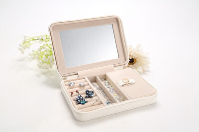 

Лэ Лэй Ди Удобная коробка драгоценности для путешествия Кожевенное туалетное зеркало женские пусеты, серьги, ожерелье, подарок