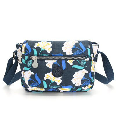 

Fitipu findpop Messenger bag female canvas nylon bag middle-aged mother lady bag 88 black