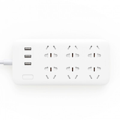 

MI Сетевой удлинитель трехконтактный с тремя usb выходами