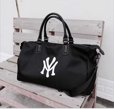 

Ladies fashion fitness bag as gift for women