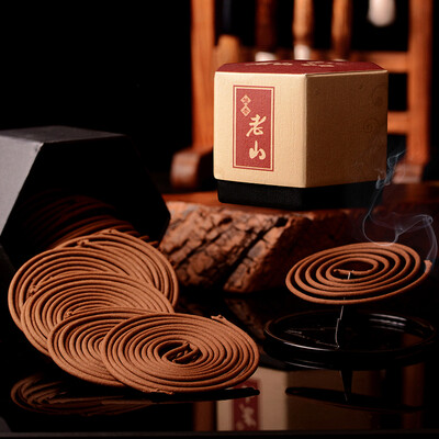 

Toyama Xiangtang Laoshan Sandalwood Aromatherapy Buddha incense Household incense can be used in the incense burner 35H Laoshan plate incense 40 pieces