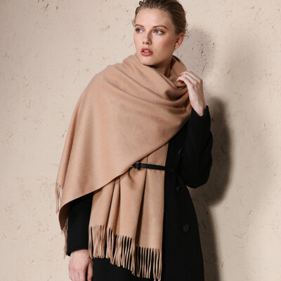 

The first day TRUE HER scarf female autumn&winter cashmere wool shawl thickening fashion large shawl dual-use warm scarf gift box light luxury ladies series camel
