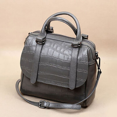 

2017 new crocodile pattern leather quilts handbag fashion casual simple wind portable shoulder bag large capacity Messenger bag