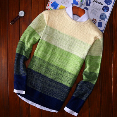 

Autumn and winter new men 's gradient color color striped sweater shirt sweater as gift for men