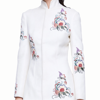 

Pig-weed flowers pattern embroidered white wool overcoat