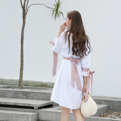 

The new south Korean version of the 2017 fashion autumn dress dress is A long and long skirt with long sleeves and long sleeves