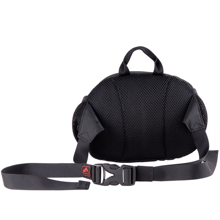 材料:面料100%尼龙;ykk拉链;utx d-flex扣具;尼龙织带  一款时尚的