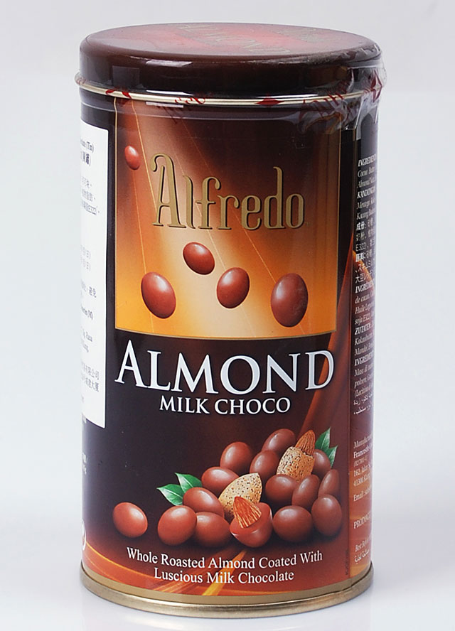 马来西亚进口alfredo爱芙巴旦木牛奶巧克力105g